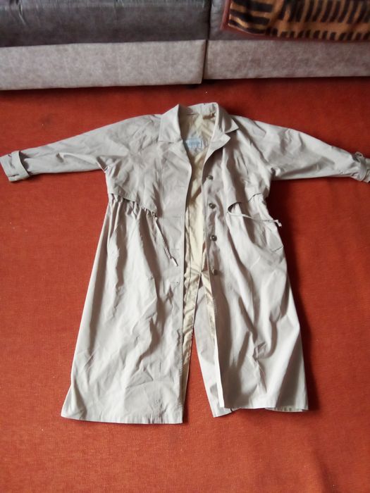 Плащ женский демизезонный