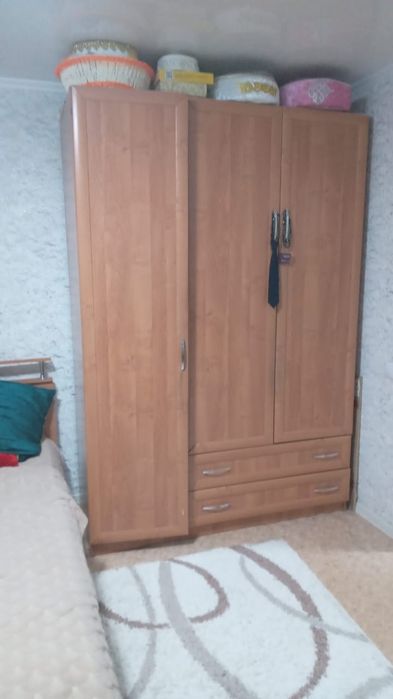 Продам спальный гарнитур