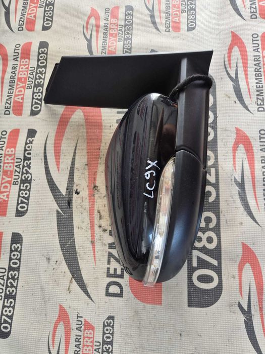 Oglinda dreapta Volkswagen Touran 2012