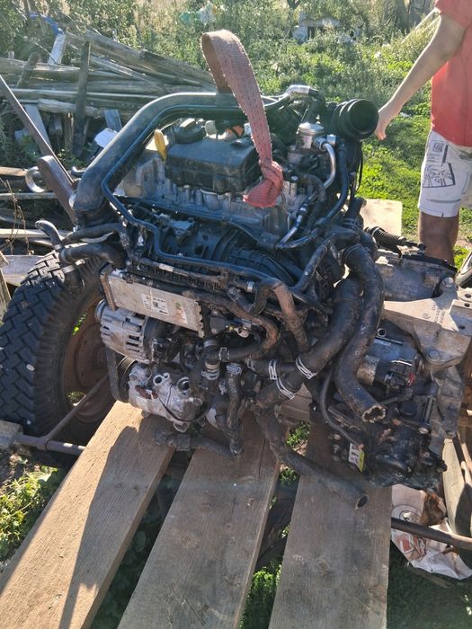 Vand doua motoare golf 7 și 8 1.0 și 1.5 tsi
