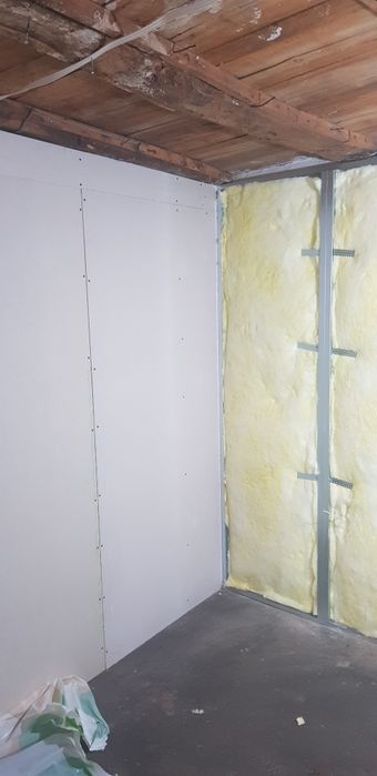 Вътрешни ремонти боядисване Шпакловки гипсокартон Плочки