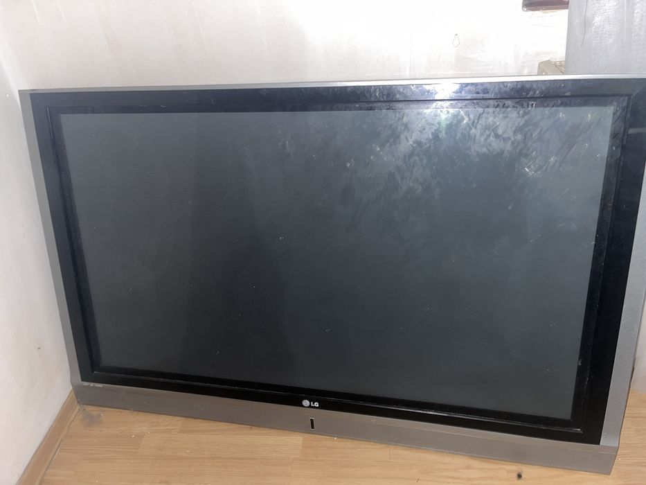 Vand tv led Lg 155cm diagonala