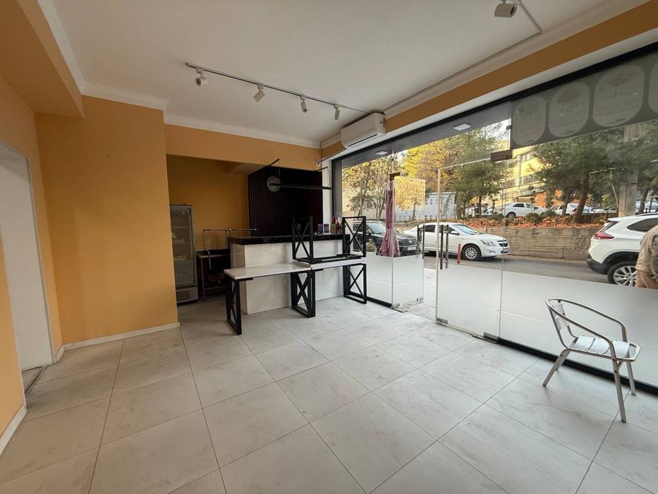 Ойбек Анжелс Фуд | 138кв - нежилое помещение вдоль дороги Продажа