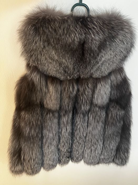 Vesta blana noua