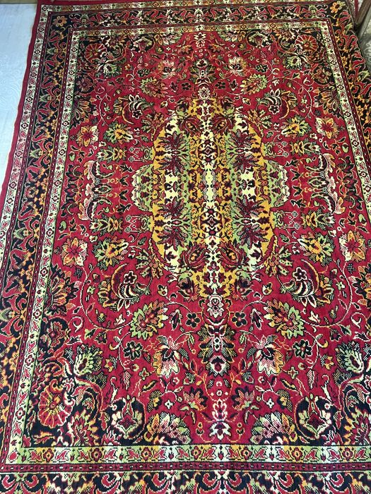 Духоба скатерть и мягкие ковры