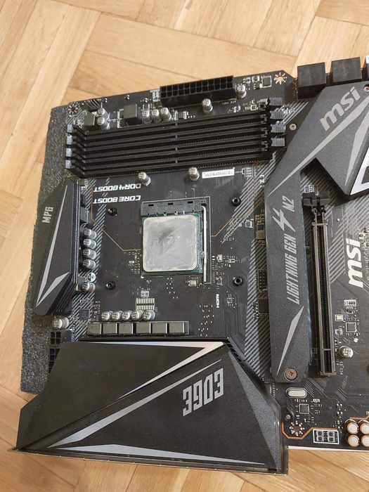 AMD Ryzen 9 5900X + MSI X570 Gaming Edge Wi-Fi