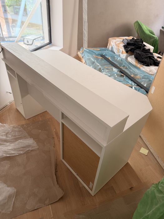 Birou alb Kring MDF cu lumina led