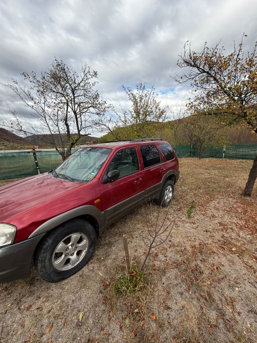 Mazda Tribute 2000 benzină, 1.000 € — imagine 1
