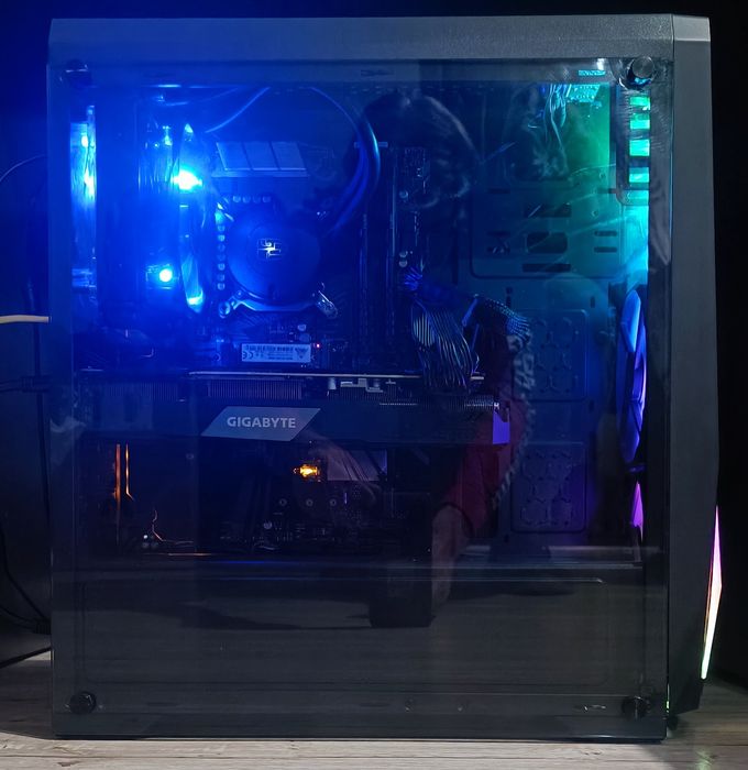 PC gaming Intel® i5 9600KF/ RTX 2060/2070 SUPER 8GB/ 16 Gb RAM/ 250GB Ssd-M2 + 1TB HDD