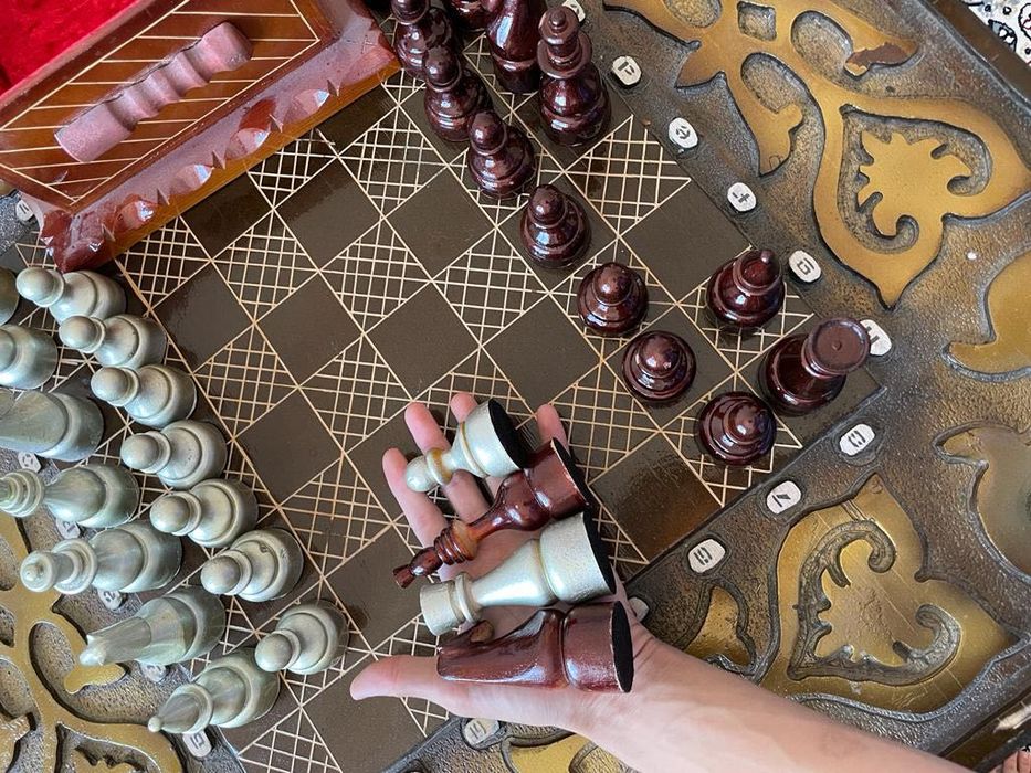 Шахматный (шашки) стол