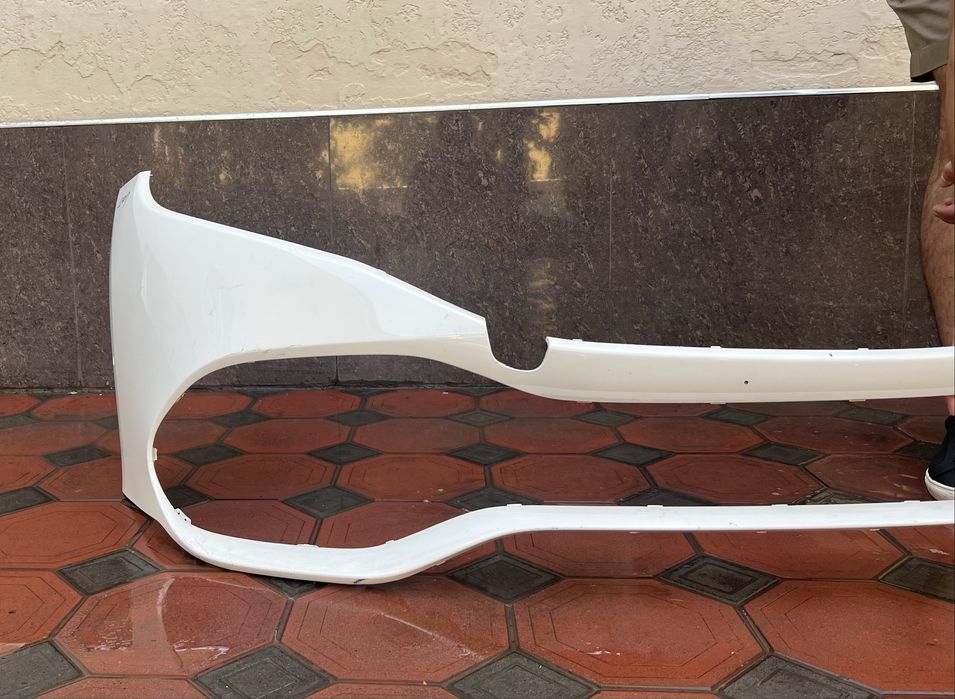 Mercedes EQS передний бампер