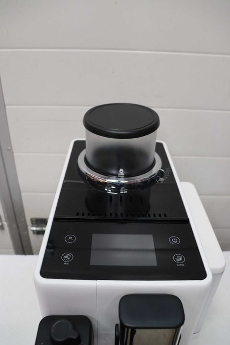 Кафеавтомат Delonghi Rivelia EXAM440.55.W 1450W, LatteCrema Hot, 19bar