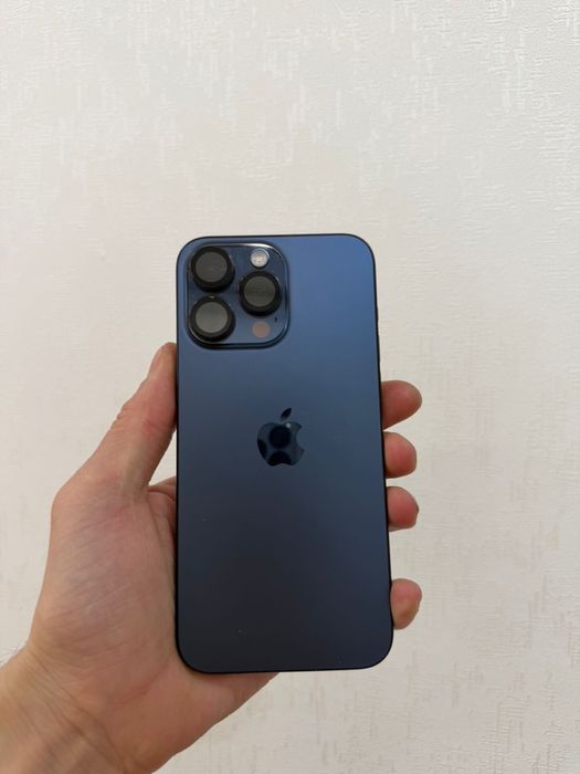 Продам айфон 15 про мах