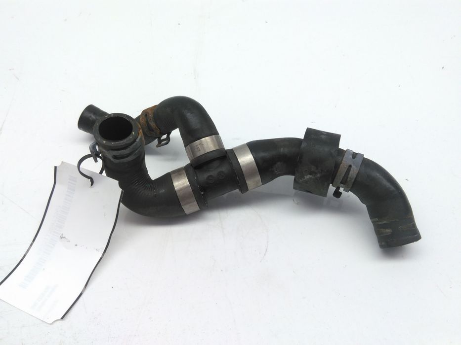 Furtun antigel Volkswagen 04L122073E