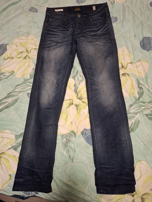 Продавам мьжки дьнки три чифта