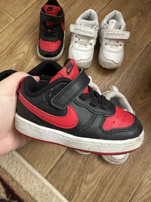 Детские кроссовки/ботинки фирменные