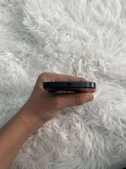 Iphone 13 в хорошом состояний