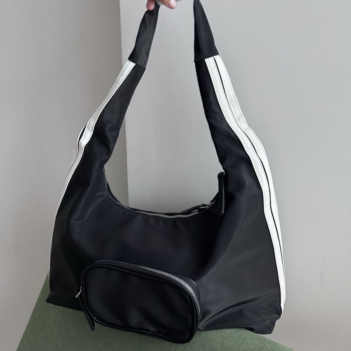 Женская сумка спортивная