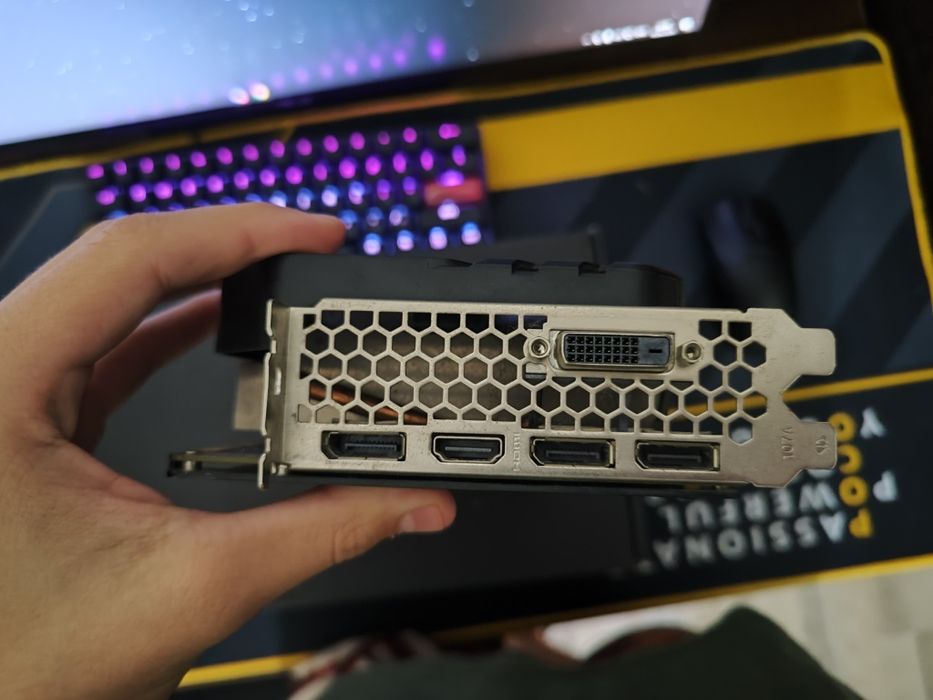 1070 ti palit Jetstream