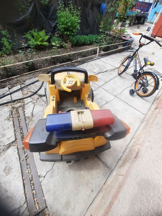 Детская машинка с 2 моторами мощная