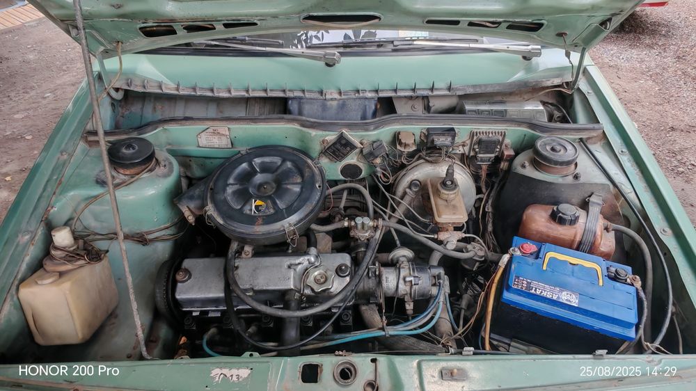 Лада Ваз 2108 (спутник)