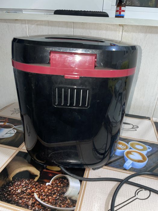 Хлебопечка Moulinex , с гарантией и книгой рецептов