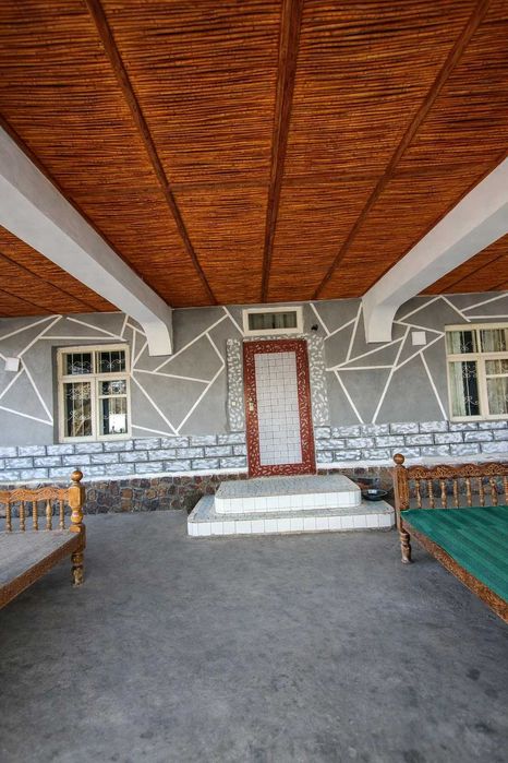 Продаётся дача возле реки Угам