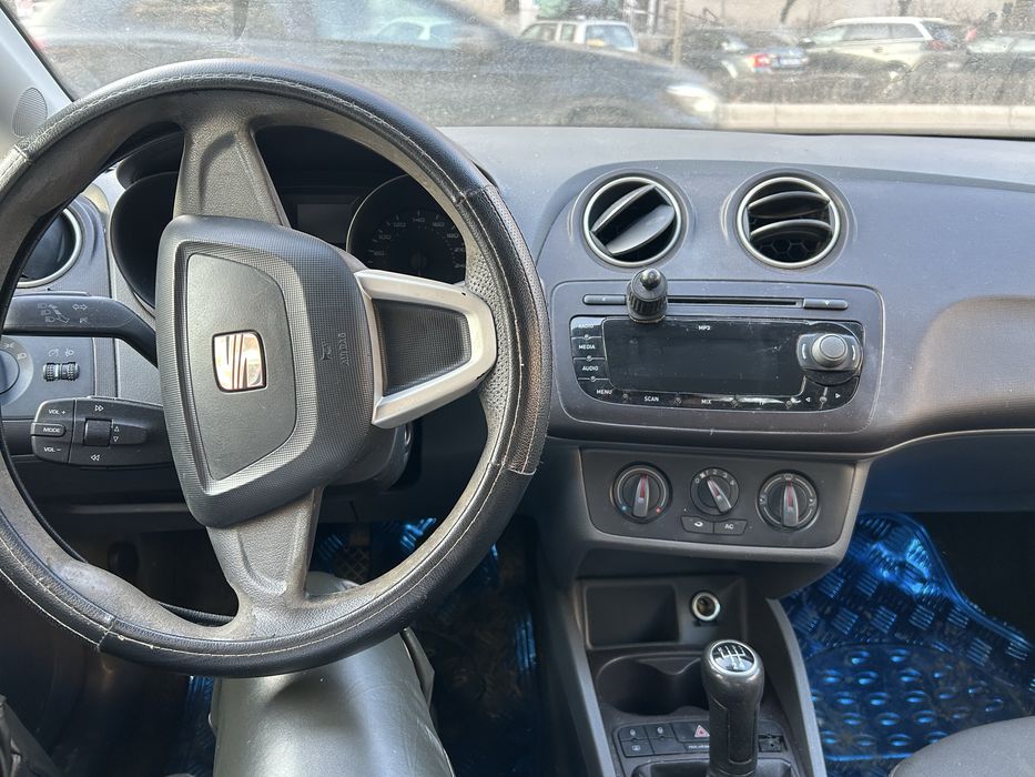 Seat ibiza 1.2 2012 benzina de vanzare motor defect