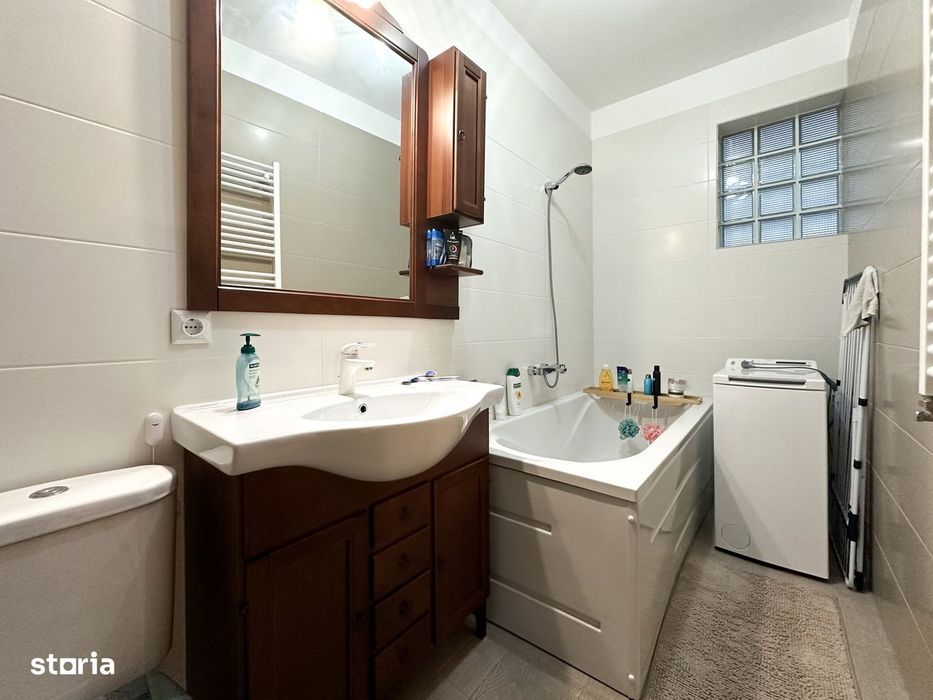 2 camere + boxa + parcare + acces piscina