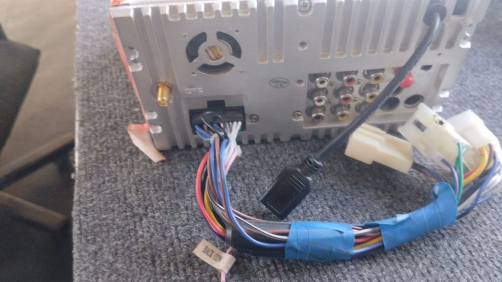 Продам монитор прадо