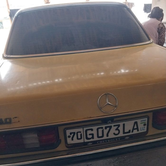 Mercedes-Benz 24000