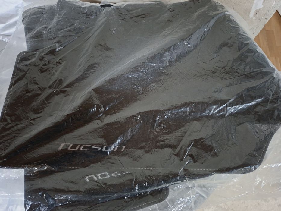 Covoras mocheta HYUNDAI TUCSON.