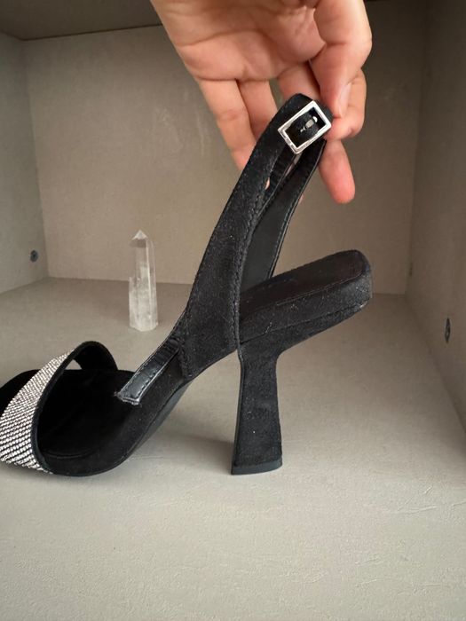 Сандали на ток Pull & Bear