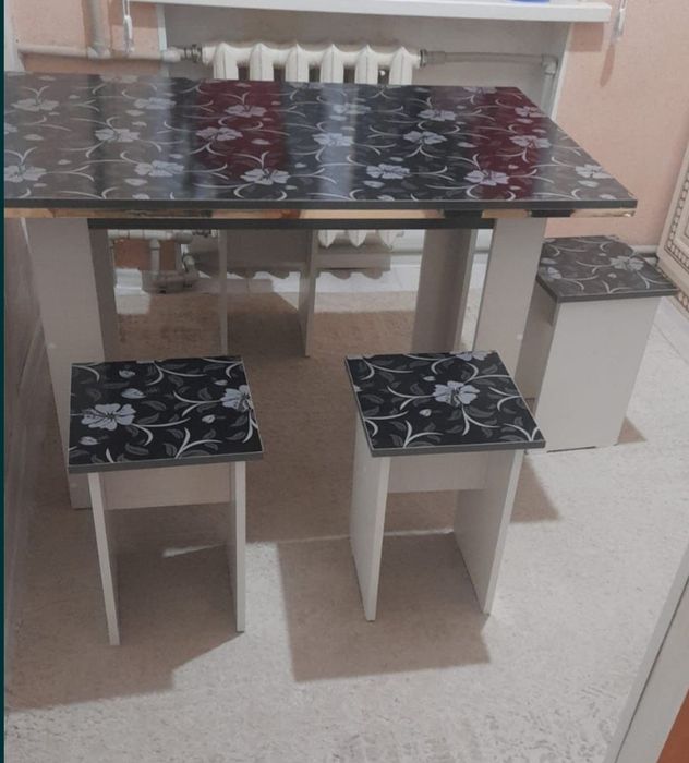 Кухонный стул стулясымен сатылады