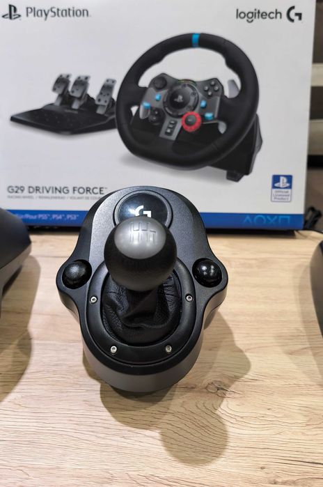 Logitech G29+скоростен лост и гаранция