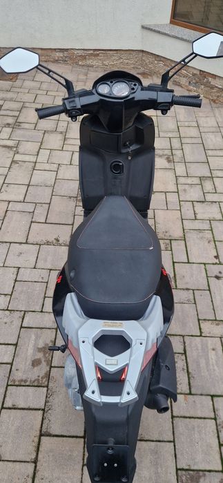 Scuter Aprilia Sportcity 49cc