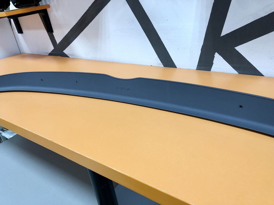 Спойлер на багажник Камри 40 45