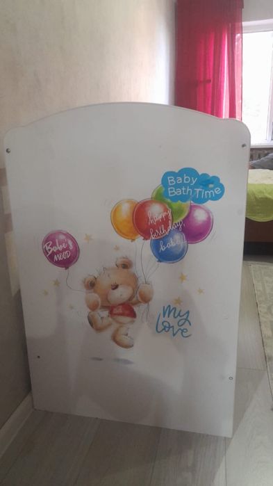 Продам манежку, в отличном состоянии с матрасом