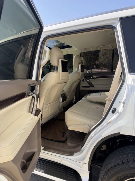 Lexus GX 460 Full Pozitsya