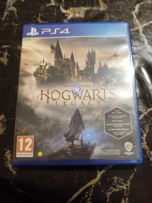 Играта Hogwarts Legacy за PS4