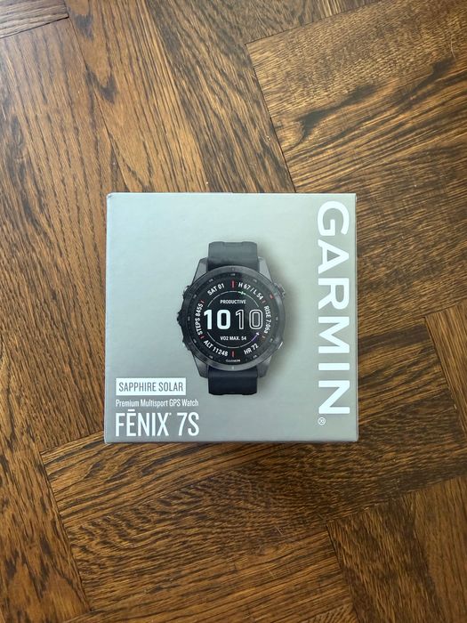 Garmin Fenix 7s sapphire solar