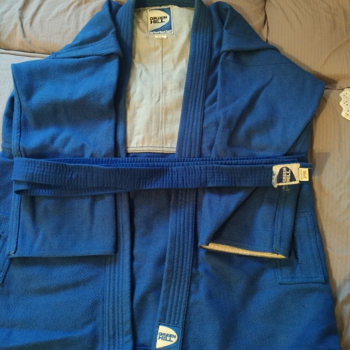 Продаю кимоно для самбо