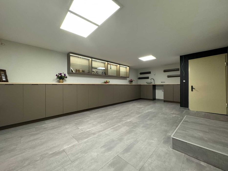 Продава се Офис в София, Лагера - 75 кв.м за 2200 €/кв.м - Снимка #3