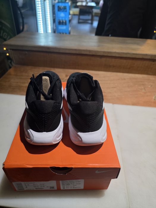 Nike Revolution 8  Номер 36