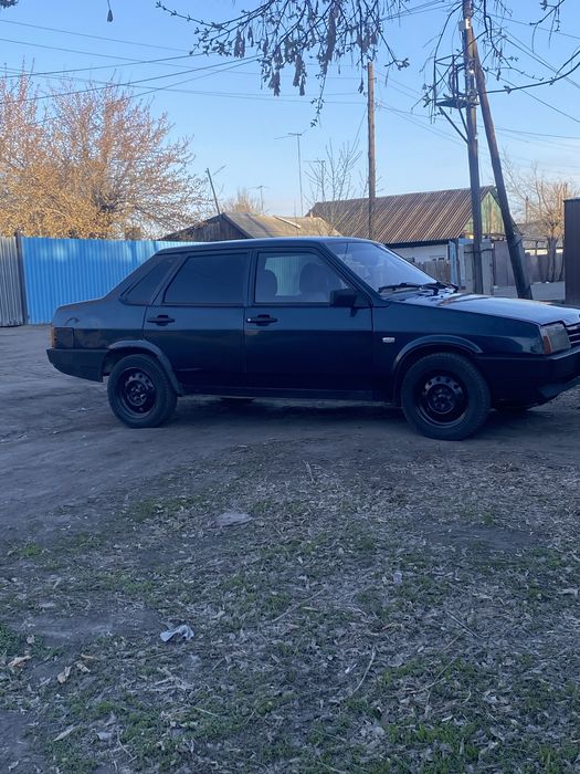 Продам машину 21099