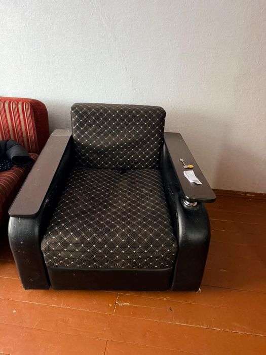 Отдам даром ………..