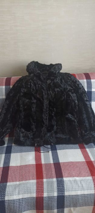 Продам новую дубленку