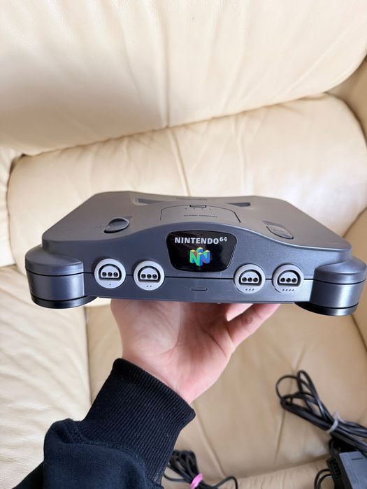 Nintendo N64 в кутия