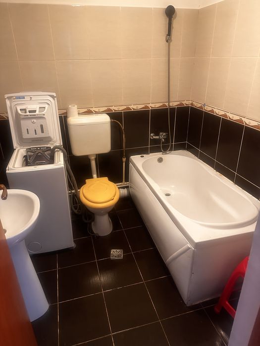 Garsoniera de inchiriat