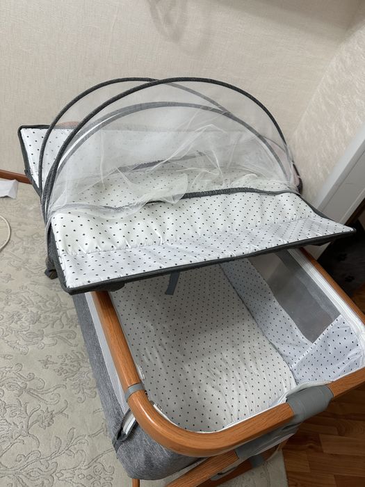 Продам кроватку манеж